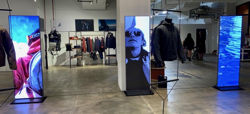 Foldable LED Poster - tri-fold LED poster display-9